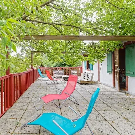 Spacious House In Countryside Леон