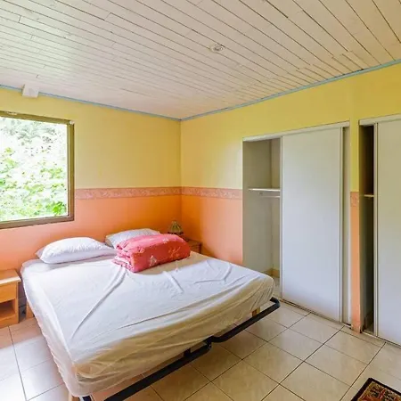 Spacious House In Countryside * Леон