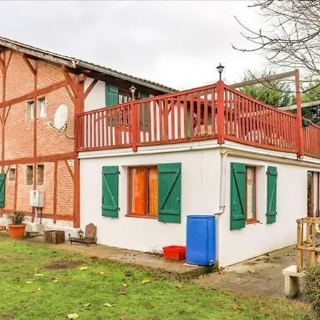 Spacious House In Countryside * Léon
